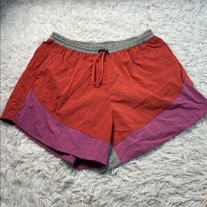 Lululemon Evergreen High-Rise Short 4.5" Pink Punch / Pink Lychee / Raw Linen